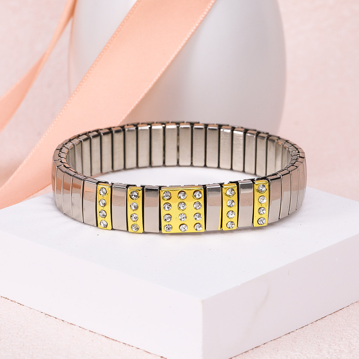 Holiday, Daily Occasion Elegant Geometric 304 Stainless Steel Zircon Bracelets In Bulk