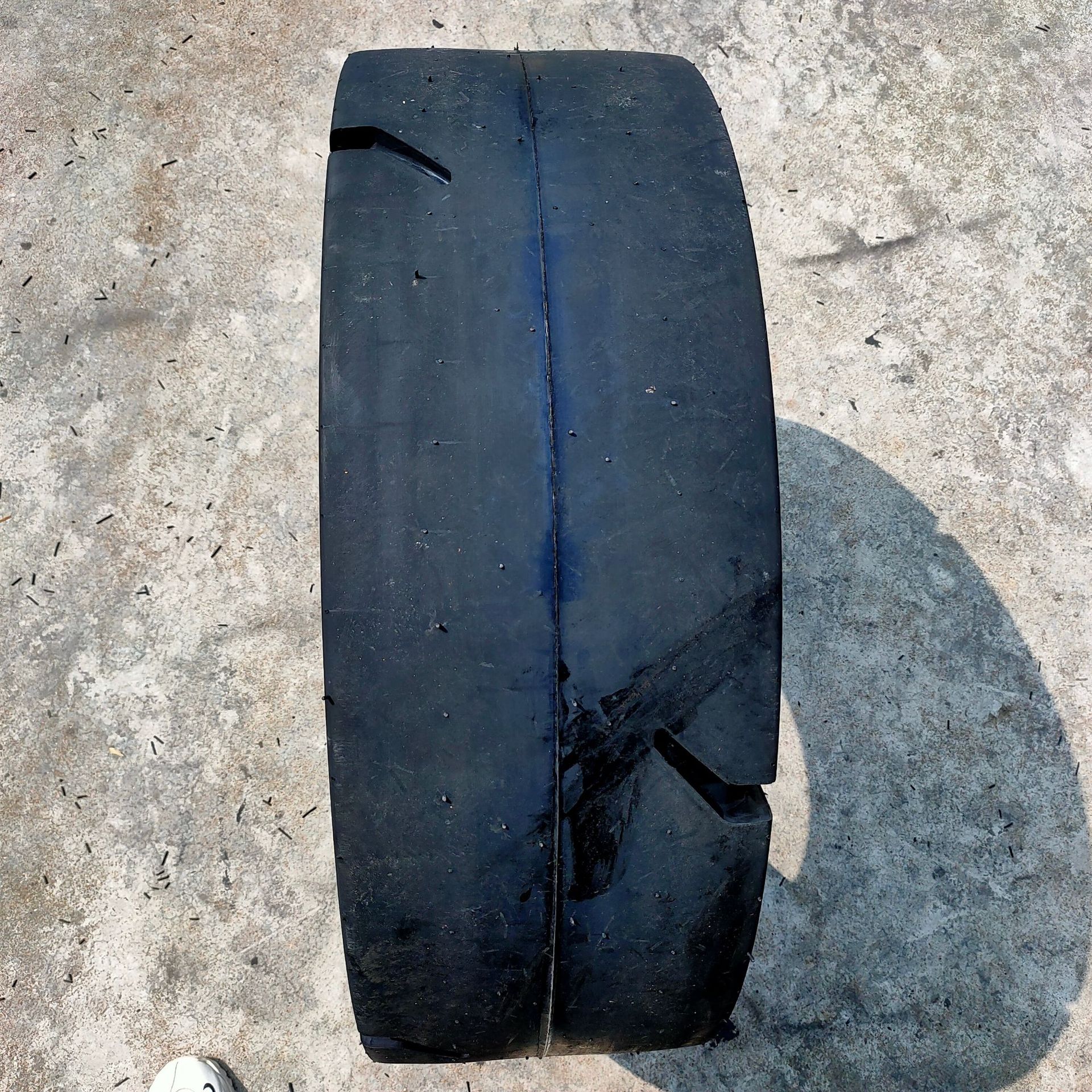 厂家直供255/70D406铲运机轮胎 矿井光面 工程机械轮胎 批发