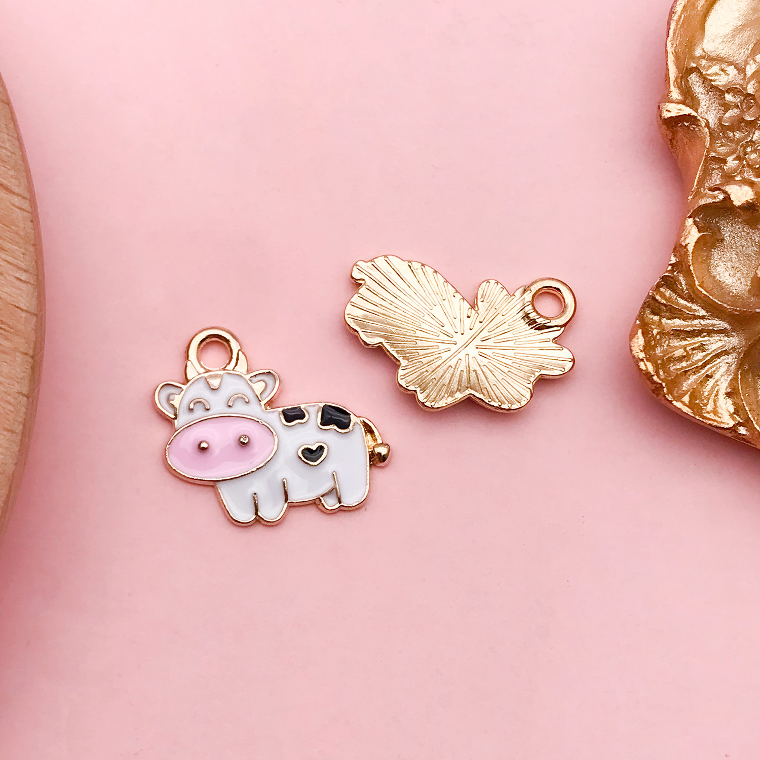 Colgante de vaca corona y nubes, accesorios DIY para llaveros y joyería