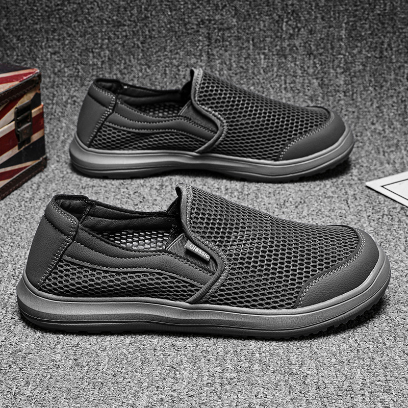 2025 verano hombre al aire libre zapatos casuales ligeros zapatos de malla huecos tendencia de un pedazo de zapatos de malla 48 image 1