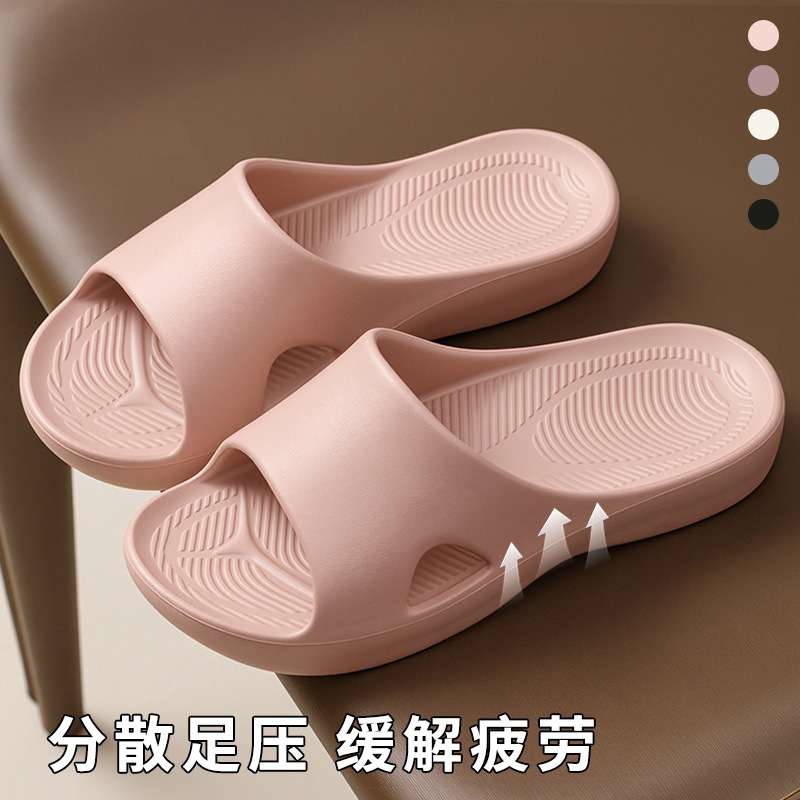 Nuevas pantuflas de verano, pantuflas antideslizantes para mujer, sandalias de EVA para el hogar con suela suave, pantuflas antideslizantes para baño para hombre, venta al por mayor image 3