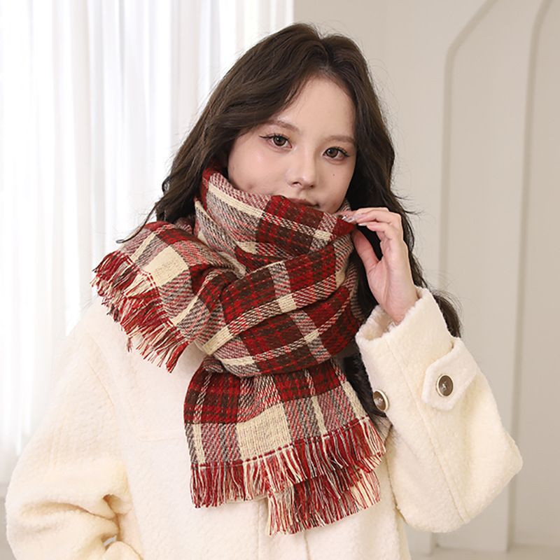 Red scarf women's winter 2024 new Korean version New Year's warm couple Christmas gift checkered pattern_voghion.com