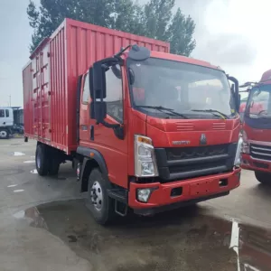 5-10 tonluq Sinotruk yüngül 4X2 arxa ötürücülü kiçik özüboşaldan yük maşınları
