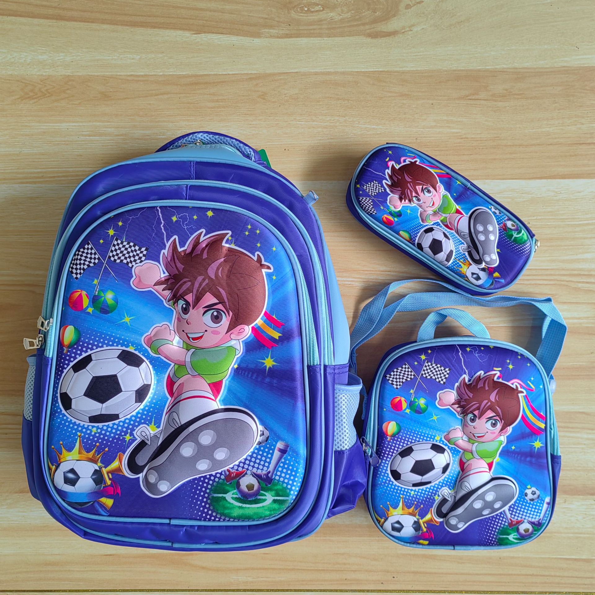 Comercio exterior al por mayor 3D Escuela Primaria estudiante mochila 3-piece set niños dibujos animados mochila lápiz bolsa de almuerzo para grado 1-6