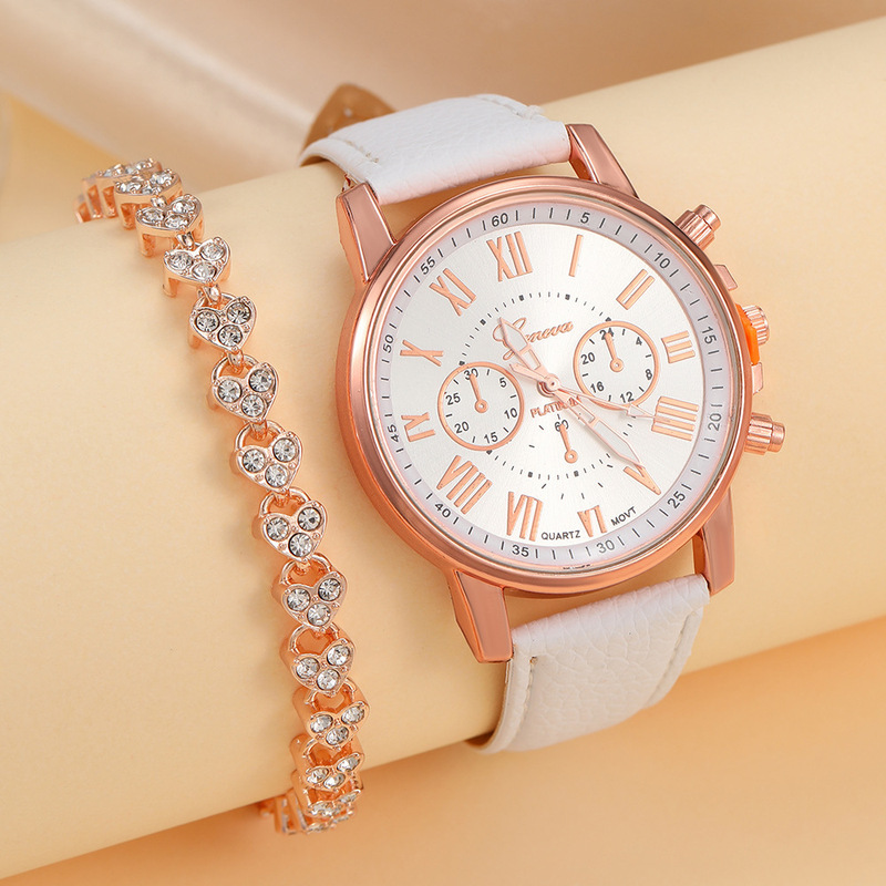 Women's Watch Geneva Fake Three-Eye Strap Fashion Women's Roman Numeral Dial Women's Watch Quartz