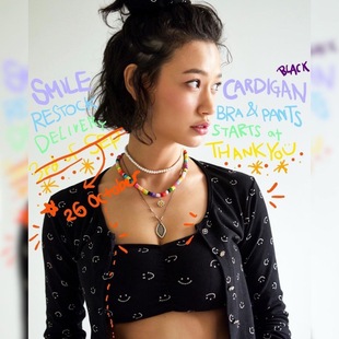 (Qi Qi) Guan Xiaotong angelababy Shen Yao Jin Chen Lin Xiaozhai Black Smiley bra Strapless ins