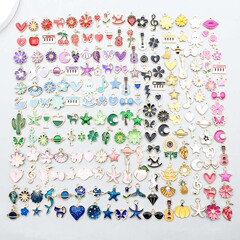カラードリップ合金スタームーンペンダント200个入りdiyブレスレットネックレスアクセサリーアクセサリー
