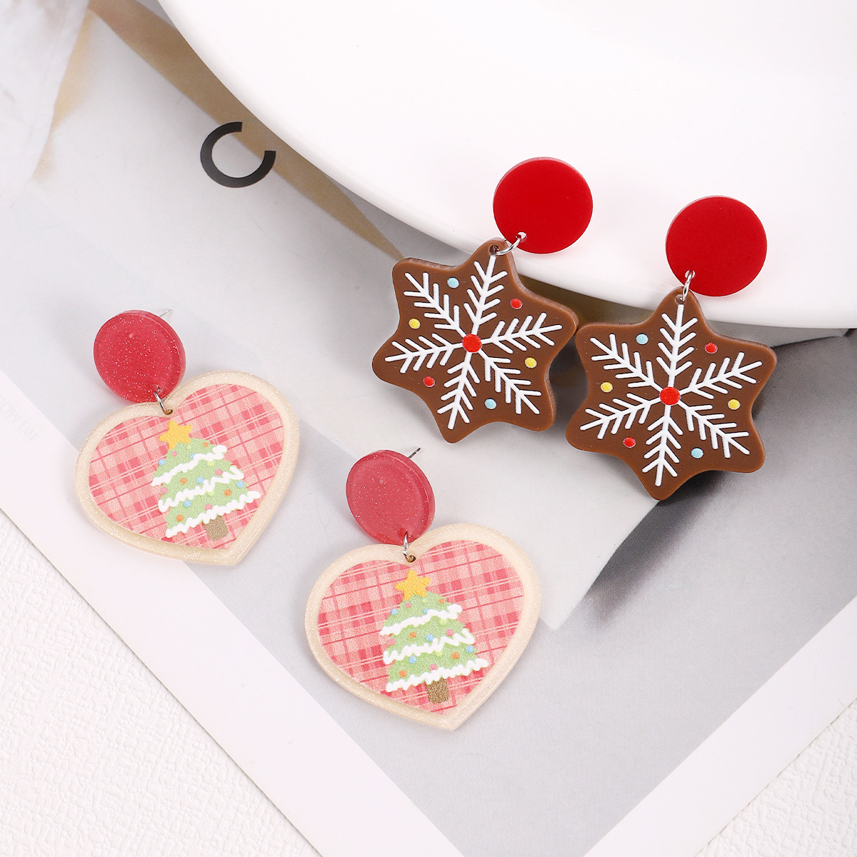 Women'S Gender Fashion Heart Shape Snowflake Plastic Printing Women's Drop Earrings 1 Pair