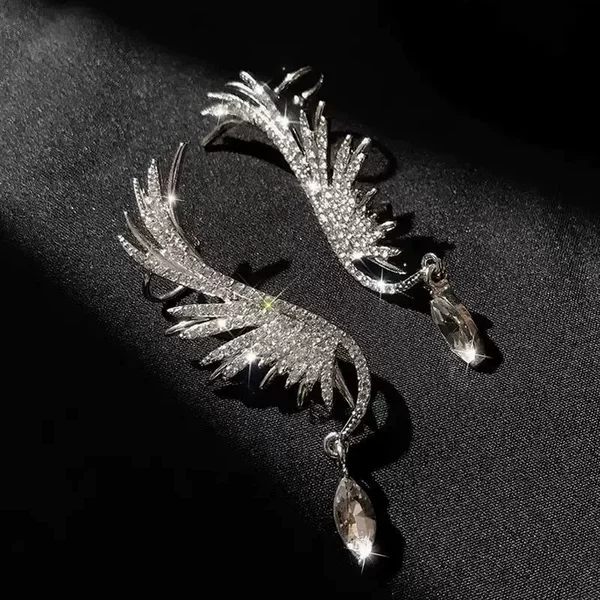 European and American High-End Style Feather Ear Cuffs, Exquisite and Elegant Full Diamond Earrings, Trendy and Versatile Stud Earrings for Women