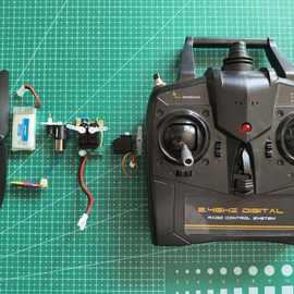 四通道固定翼小飞机电装带自稳（自稳关不掉）四通道遥控器接收器