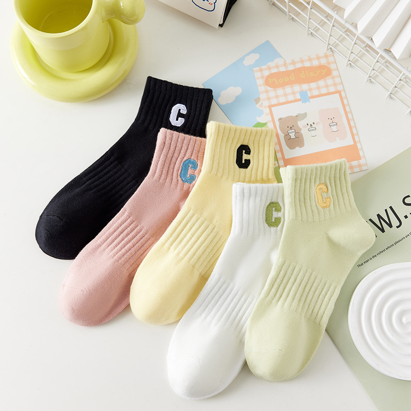 Una bolsa de 5 pares de envío gratis nuevos calcetines de la serie de dibujos animados de primavera y verano para hombres y mujeres calcetines de algodón absorbentes de sudor de boca baja calcetines de dopamina en stock