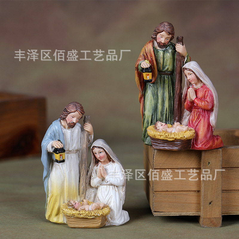 Regalos de Navidad transfronterizos Nacimiento realista Ornamento del pesebre Sagrada Familia Trío Decoración de escritorio interior