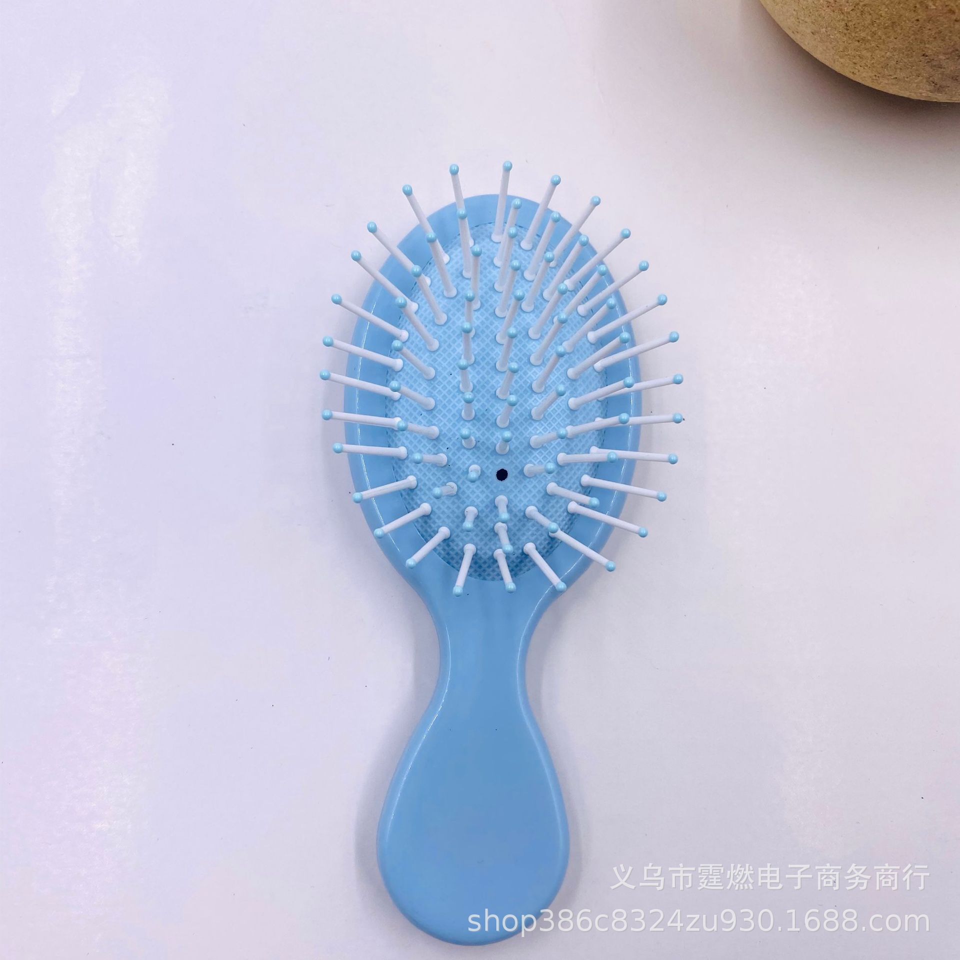 INS peine cojín de aire airbag masaje peine costilla cuerno curling peine meridiano sándalo crema pegamento peine hogar al por mayor