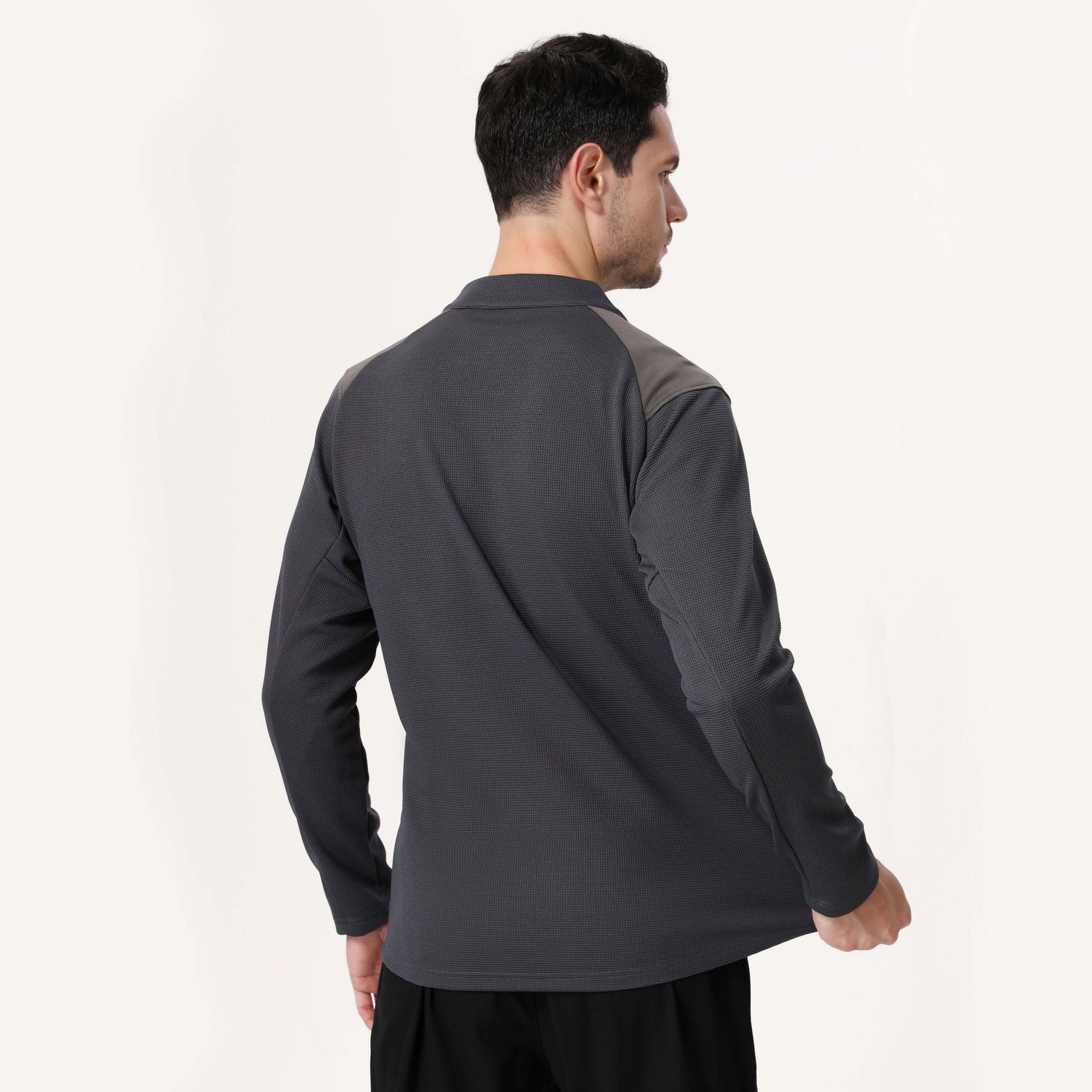 Sports quick dry T-shirt with zipper for gym