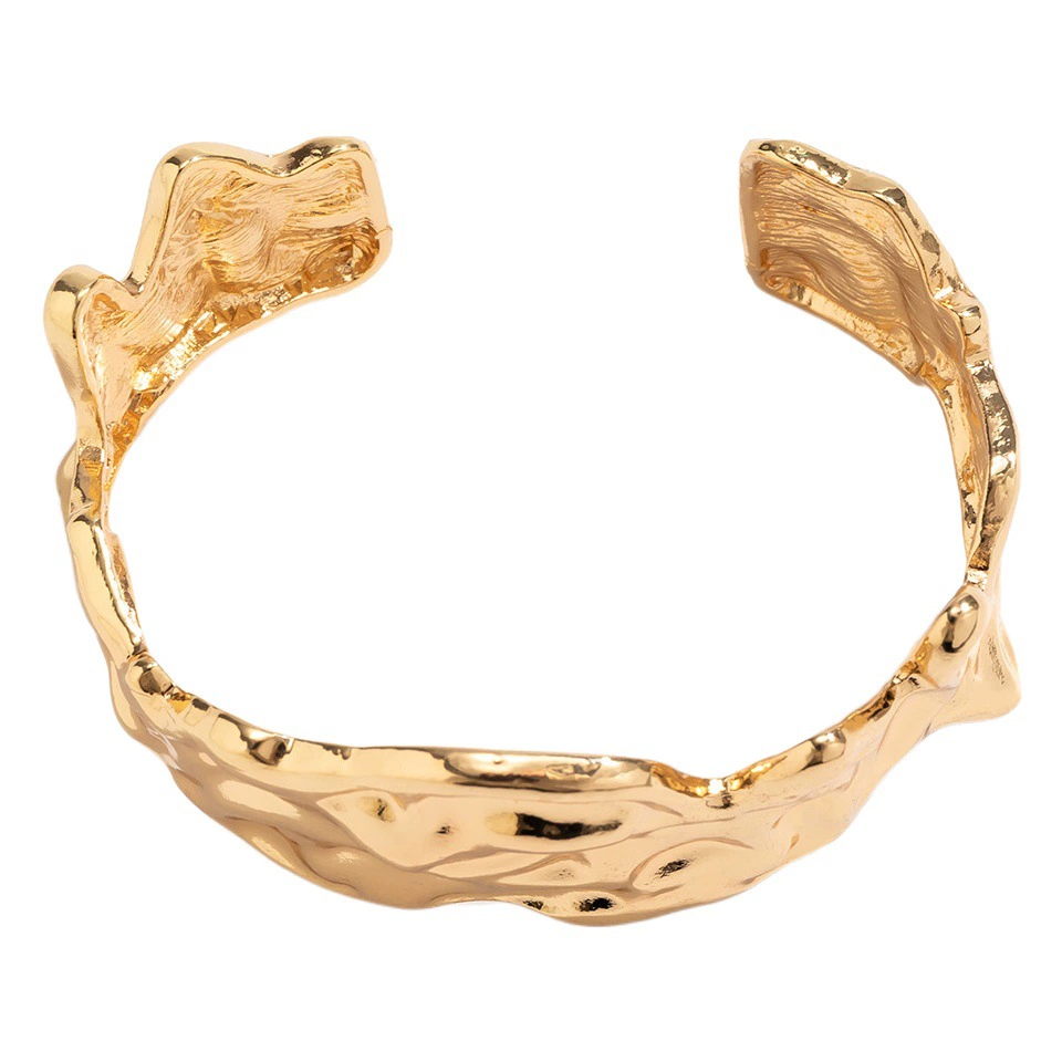 Европейские и американские трансграничные ювелирные изделия, модное жидкое складное нерегулярное колье с воротником, нишевое металлическое ожерелье из лавы, женское