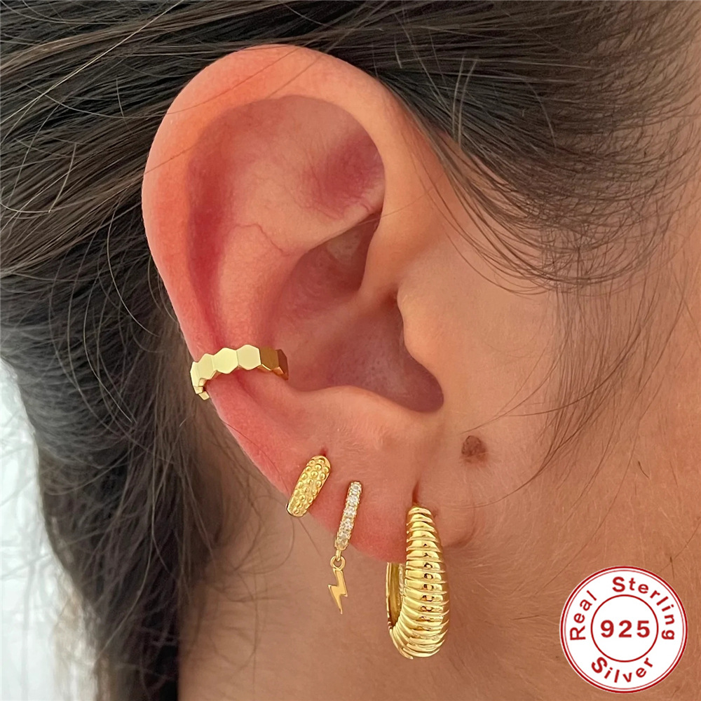 Nueva moda innovadora europea y americana ins estilo s925 plata esterlina clavo falso punto clásico oído anillo hebilla pendientes