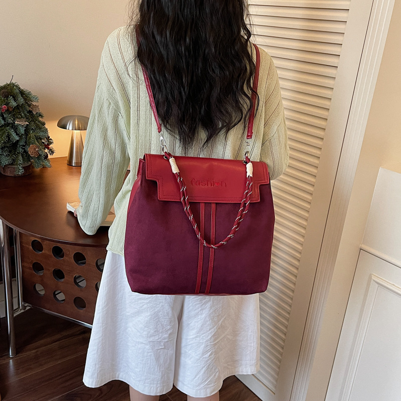 2026 bolso de cadena de verano de gran capacidad alta sensación de moda versátil mochila mochila casual bolso de lujo ligero