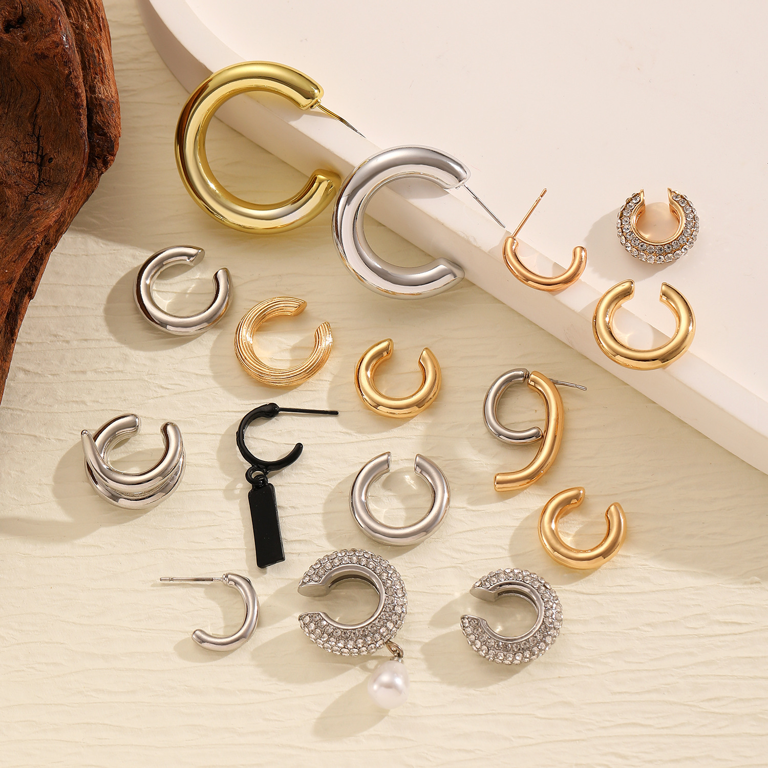 9g Weight 304 Stainless Steel Ear Needle Material Ear Studs Classification 1 Set Quantity Daily, Party Occasion Copper Material Geometric Pattern All Seasons Season Unisex Gender Casual, Modern Style Style 1 Set Casual Modern Style Geometric Copper Ear Studs 11