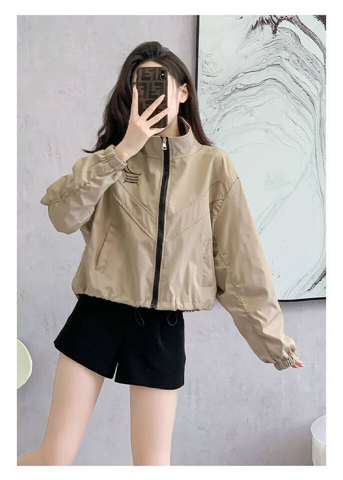Áo khoác nữ dáng ngắn chiết eo cổ đứng khóa kéo phong cách casual — Màu lúa mì, Màu trắng ngà, màu đen chi tiết 5