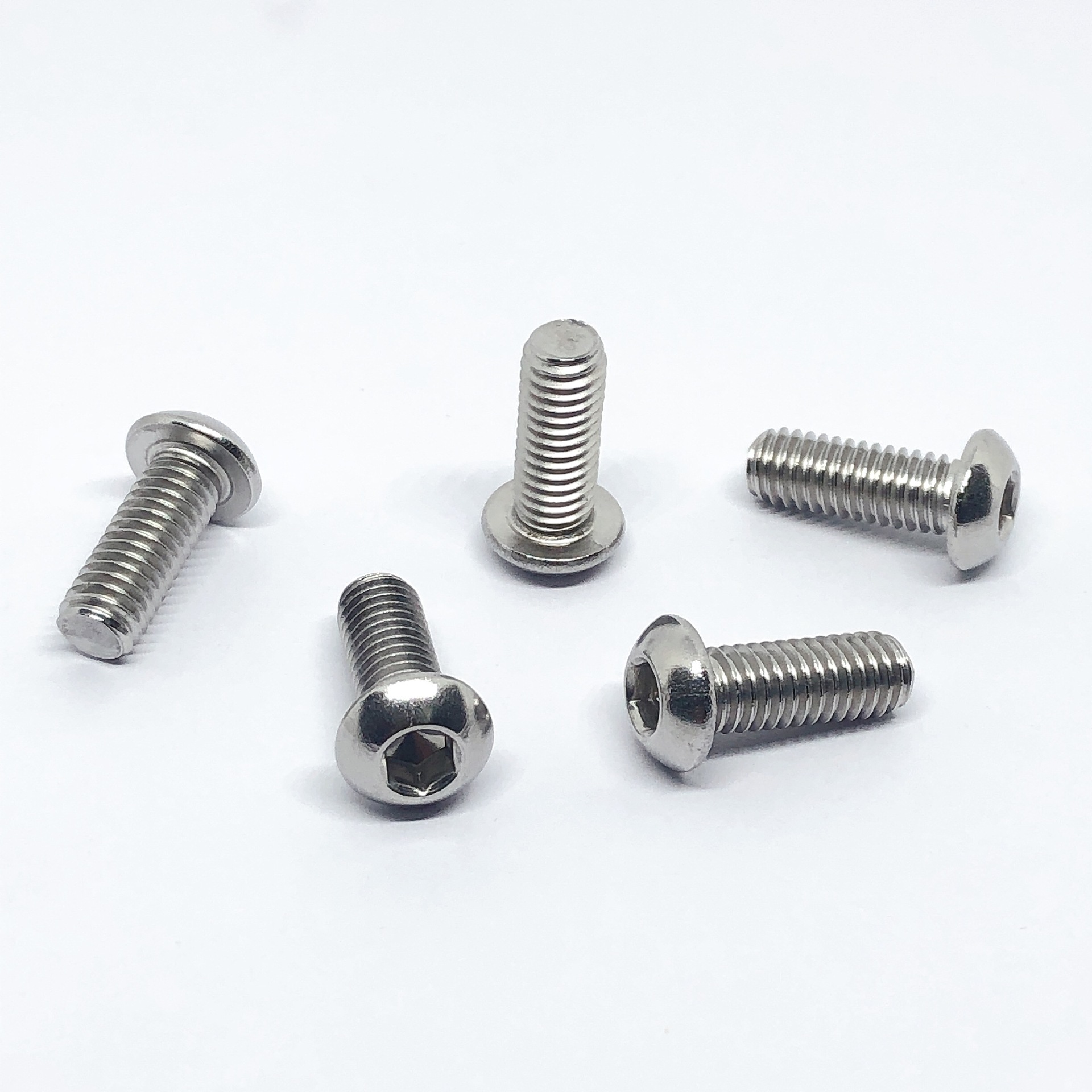 304不锈钢平圆头内六角螺丝ISO7380元杯盘头内六角螺钉圆杯M2M3M4