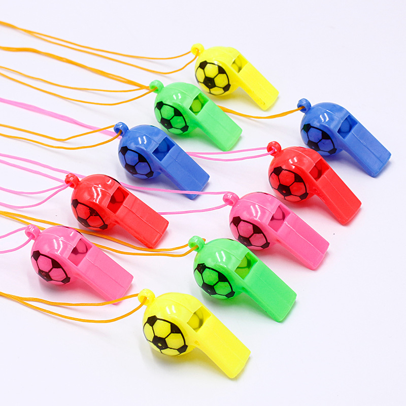 Copa del Mundo silbato de fútbol plástico Smiley silbato árbitro silbato regalo de los Niños Accesorios de alegría juguetes puesto