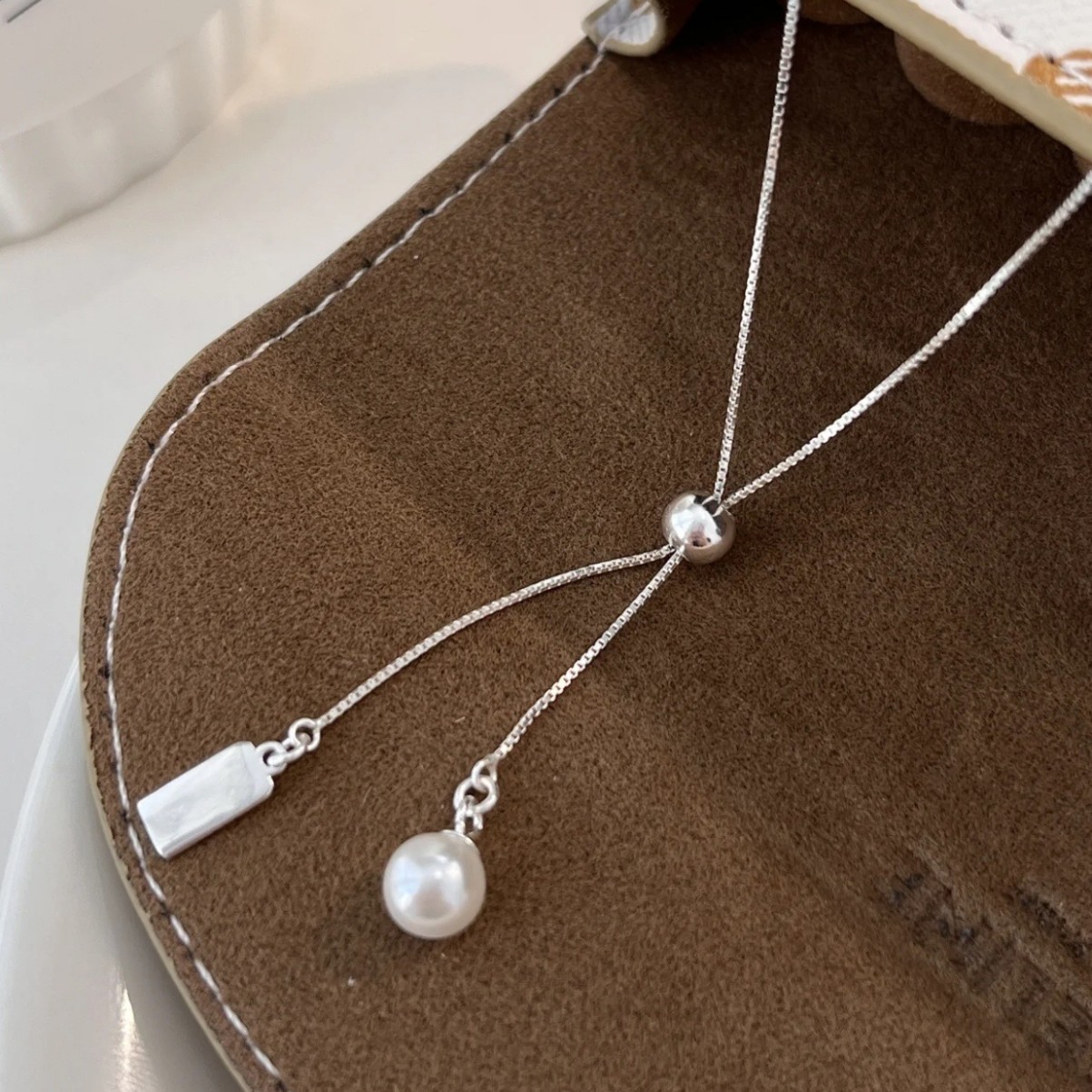 Nouveau collier de luxe pour femme en argent sterling S925, élégant, inaltérable, avec un papillon et une chaîne clavicule haut de gamme et polyvalente._voghion.com
