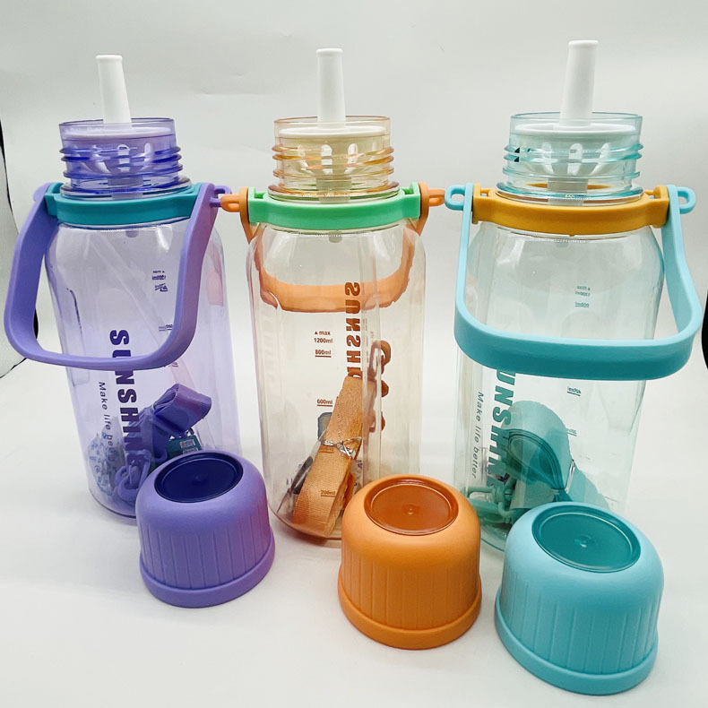 Zhengye taza de plástico capacidad del pelo 1200ml deportes al aire libre hervidor de agua con tapa taza de plástico correa de paja taza de agua fabricante