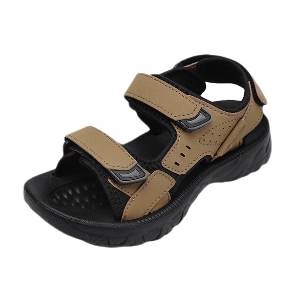 Summer trend sandals for boys