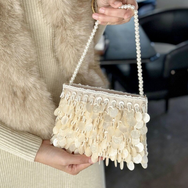 French-Style Socialite Pearl Chain Shell Bag, Hand-Beaded Small Square Bag, Crossbody Handbag for Women, High-End Luxury Fashion