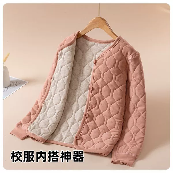Hexagonal fuchsia washing powder