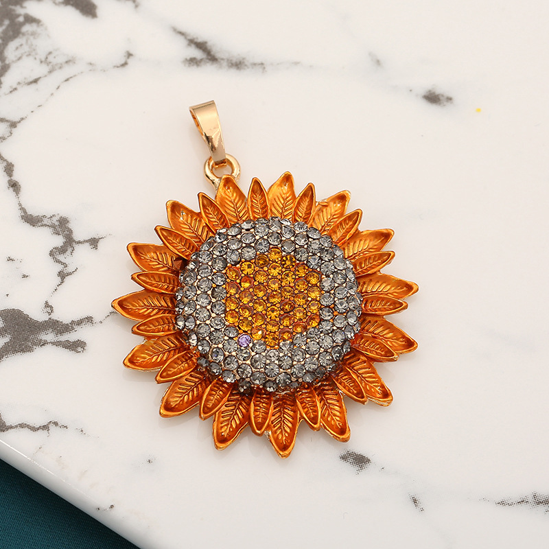 Korean-style Sunflower Zircon Brooch High-end Light Luxury Pendant Niche Design Elegant Flower Alloy Accessories Cross-Border
