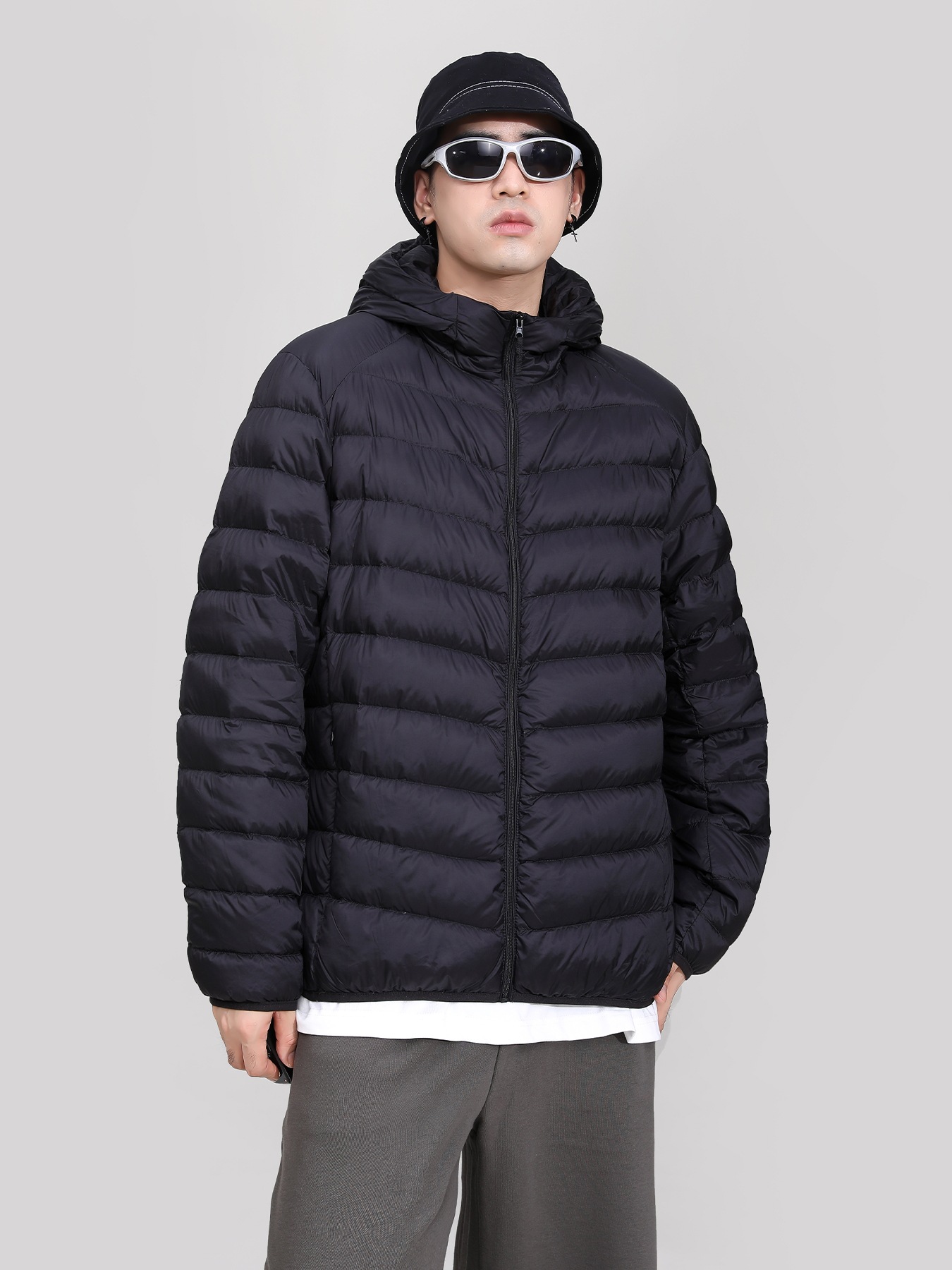 Men's light and thin fashionable elite winter travel down jacket