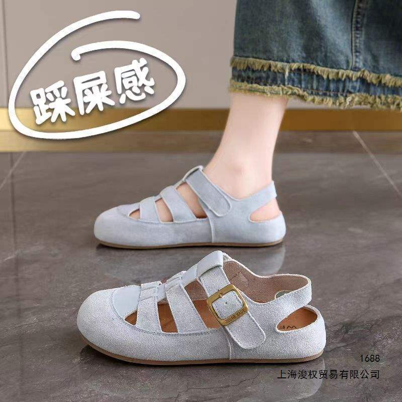 2026 Summer New Style Clog Shoes Roman Sandals Full-Coverage Retro Forest Style Sandals Hollow Breathable Woven Pig Cage Shoes