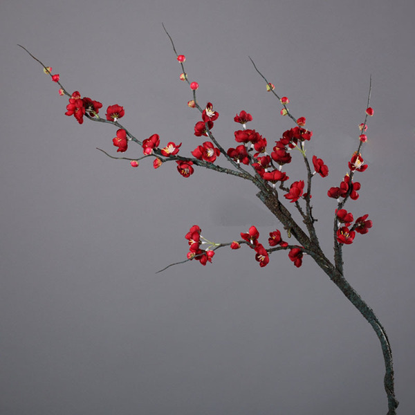 Realistic artificial flowers