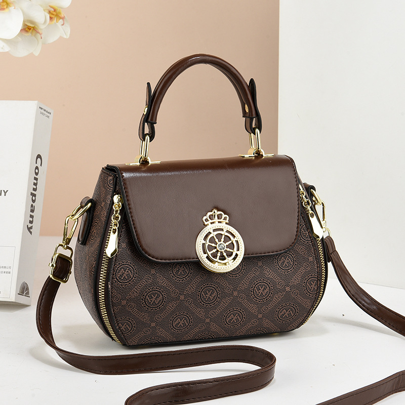 Regalo de hombro nuevo bolso de mujer de gran capacidad 2025 fábrica de comercio exterior de moda bolso de hombro universal