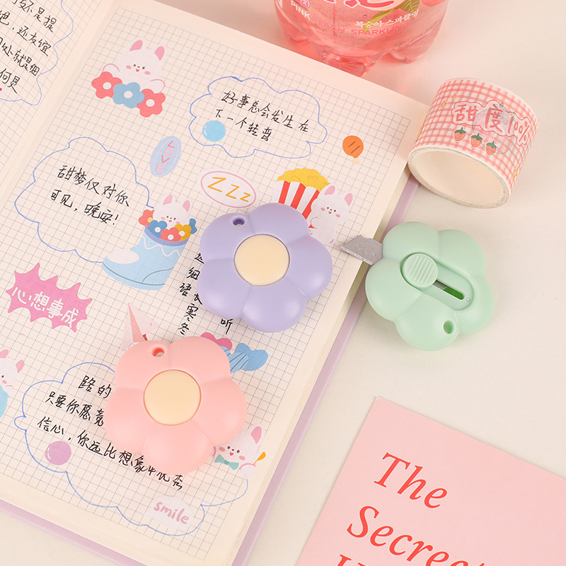 Creativo lindo flor arte cuchillo Oficina estudiante desembalaje cuchillo chica corazón papelería cinta corte hoja pequeña