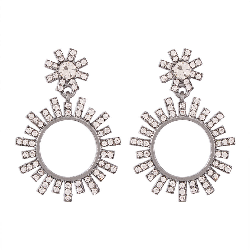 Fashion Geometric Hollow Round Rhinestone Sunflower Alloy Earrings Wholesale display picture 2