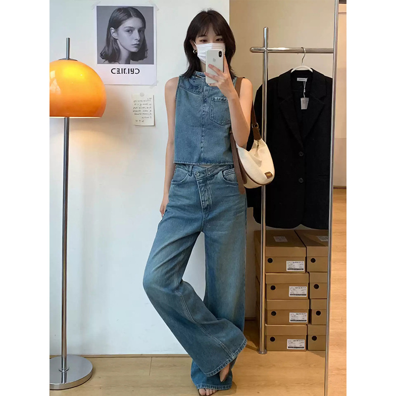 Vintage Distressed Smart-Casual Lapel Slim-Fit Denim Vest High-Waisted Loose Slimming Wide-Leg Pants Two-Piece Set Vintage Distressed Smart-Casual Lapel Slim-Fit Denim Vest High-Waisted Loose Slimming Wide-Leg Pants Two-Piece Set
