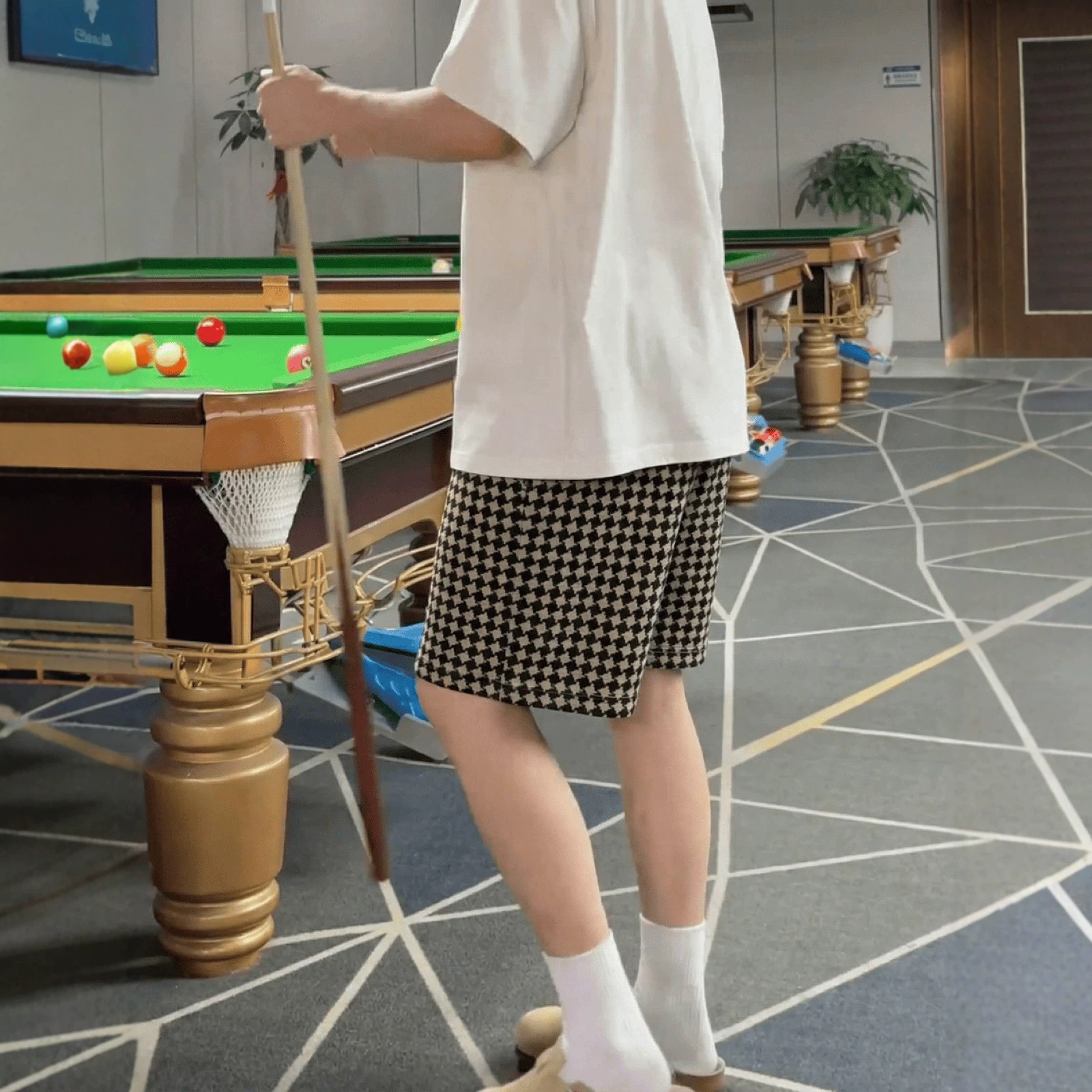Lässige Herren-Shorts im Retro-Hahnentrittmuster – Trendige, vielseitige Shorts mit lockerer Passform und Fünf-Punkt-Design – Sommer-Strandhose für Outdoor-Aktivitäten_voghion.com