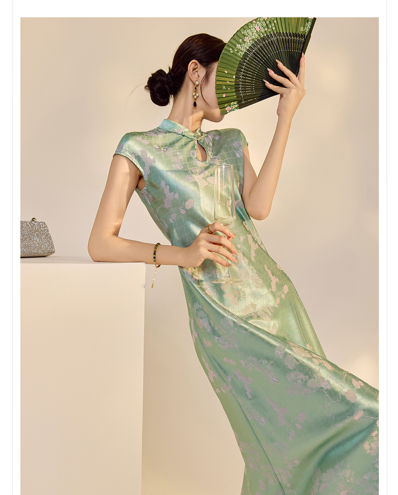 Váy sườn xám cải tiến thêu hoa không tay phong cách Trung Hoa mùa hè ZX N6054 — Màu vàng, Xanh bạc hà, Bột quế chi tiết 22