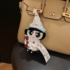【正規版】飛天の小さい女性の警察官の人形はかわいいパジャマのスーツの公の子供の包みのペンダントを飾って、親友にプレゼントします。