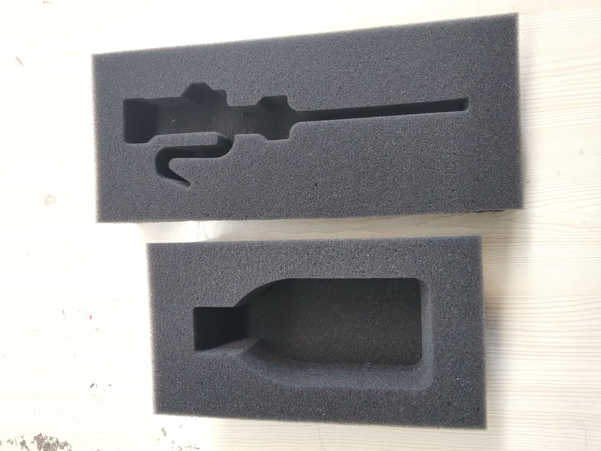 厂家供应黑色高密度海绵成型异形包装海绵/黑色30密度海绵