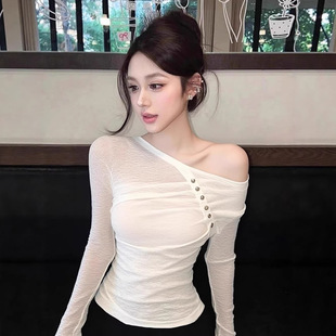 �nϵС����ײ�����؄e�°�ɫб��ȴ�T��Ů�޺ÿ����p�����o��
