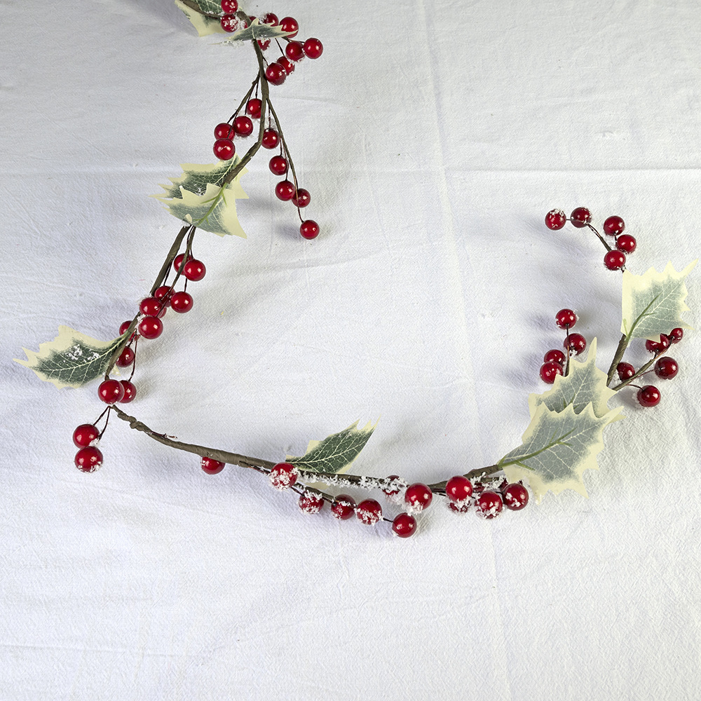 Enredadera artificial de bayas navideñas, popular en Instagram y Amazon, con bayas rojas escarchadas, bayas artificiales.