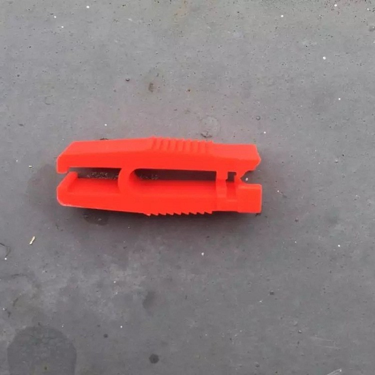 100-26汽车保险丝夹,红色保险丝夹,小型保险丝