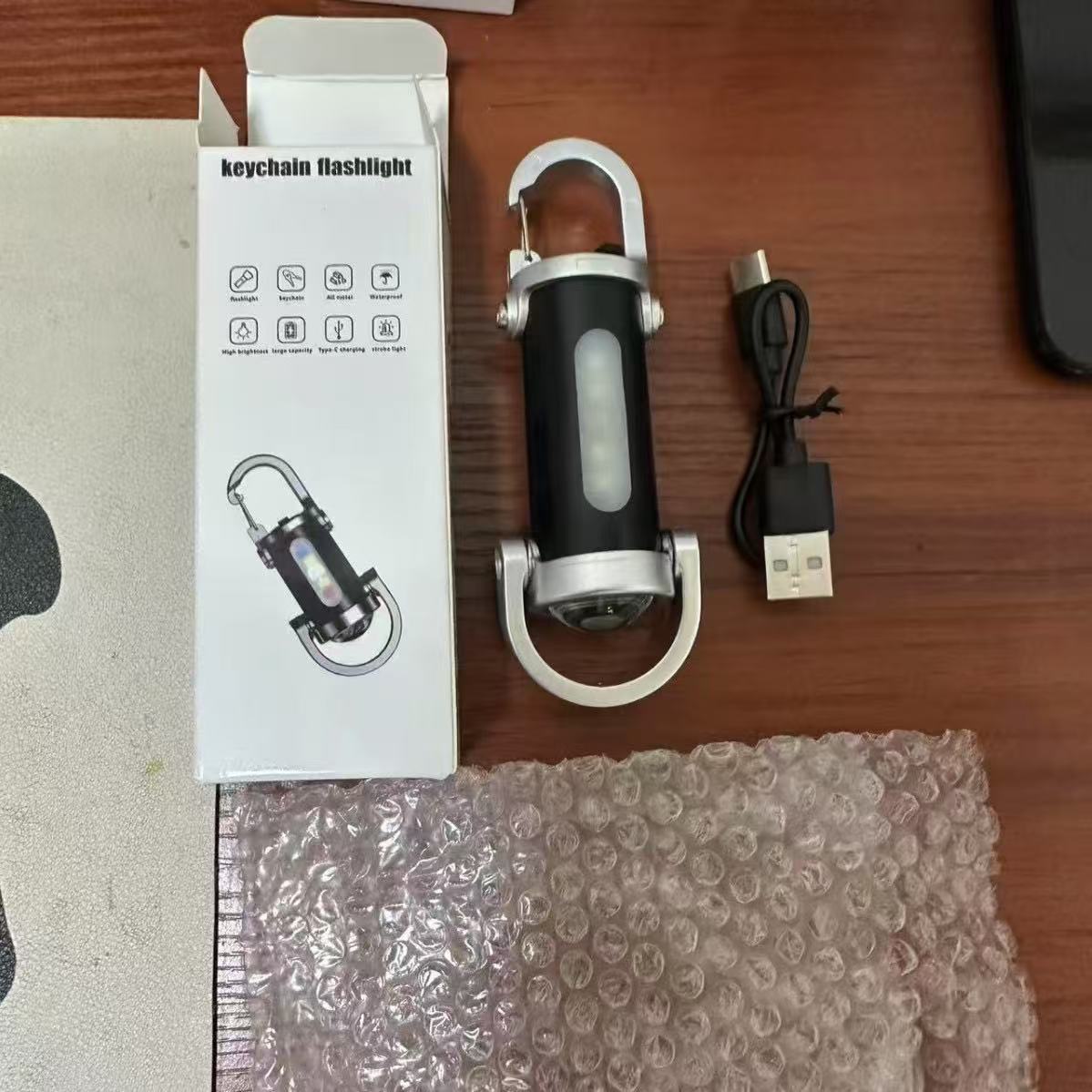 2025 새로운 휴대용 키 체인 손전등 야외 방수 다기능 초소형 미니 조명