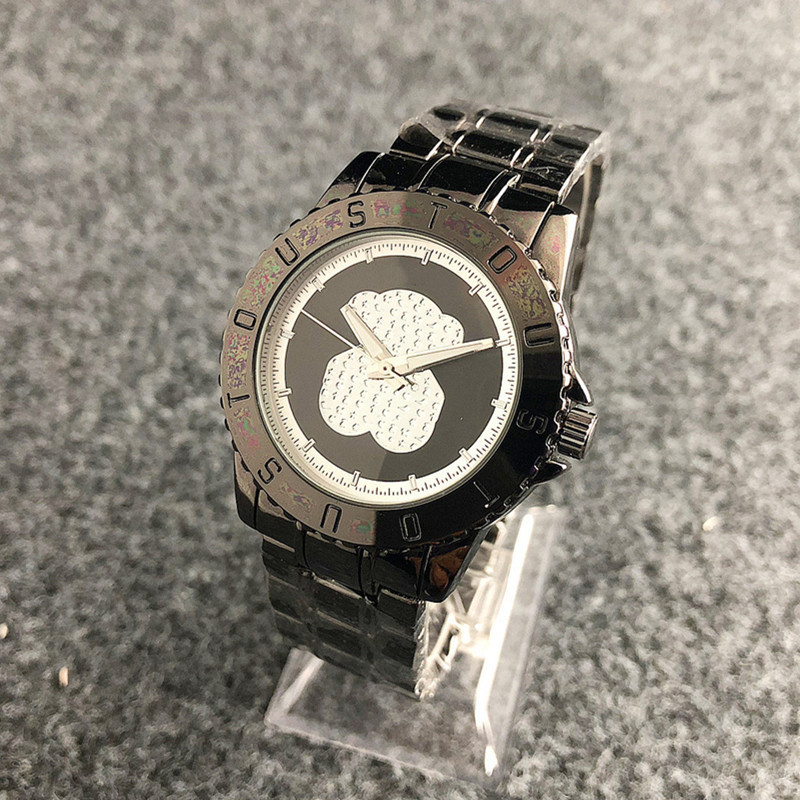 Relógio de quartzo para homem estilo simples e elegante_voghion.com