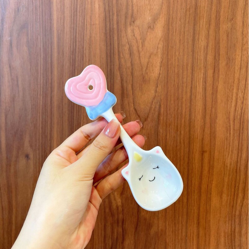 Ins风少女心かわいいセラミックスプーン家庭用赤ちゃんお食事スプーン高颜値デザートスプーンヨーグルトオート麦スプーン|undefined
