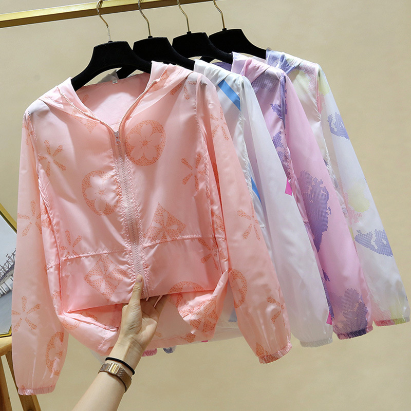 Summer New Printed Sunscreen Clothes Women's Loose Slimming Long-sleeved Hooded All-match Thin Casual Coat Air-conditioning Shirt Summer New Printed Sunscreen Clothes Women's Loose Slimming Long-sleeved Hooded All-match Thin Casual Coat Air-conditioning Shirt