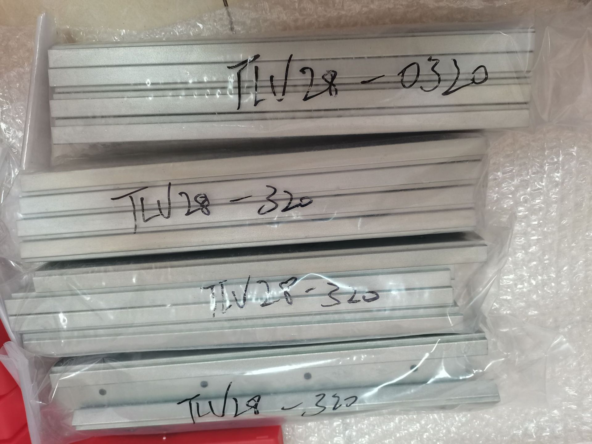 中捷机床轻型滑轨SN28-290-1000-1330，ROLLON支持选型